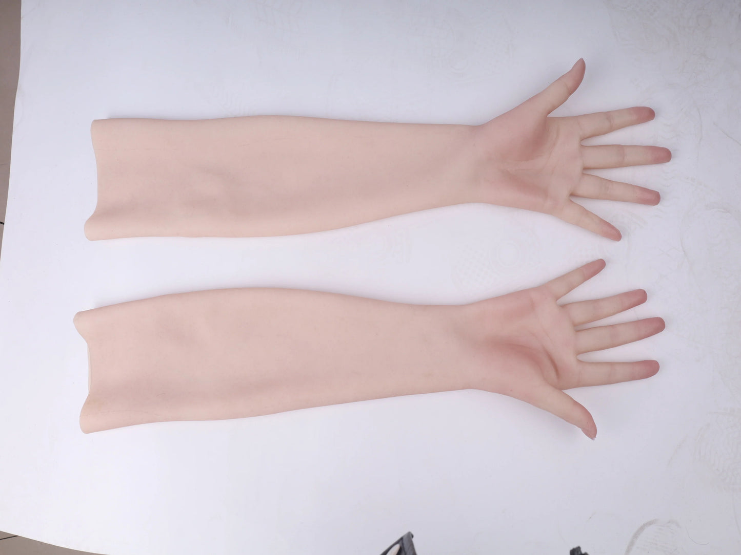 Ultra Realistic Female Silicone Hands with Forearm – Lifelike Wearable Hands